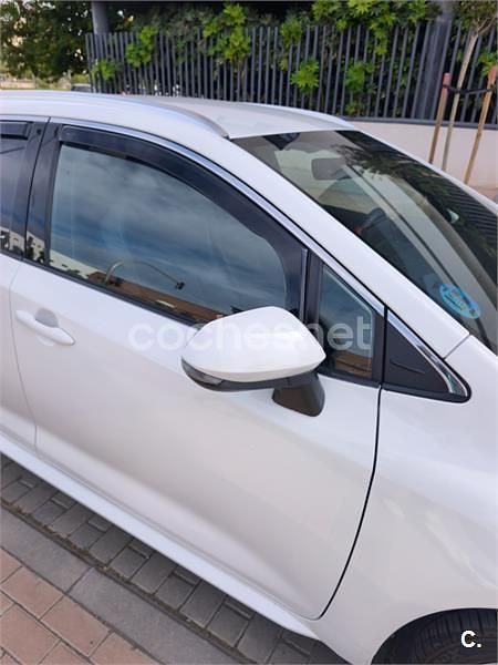 Usado Toyota Corolla Sport 140 CV (102 kW) 2023 Blanco Familiar