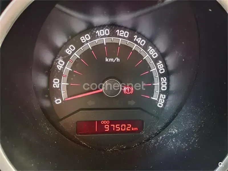 Usado Kia Venga 90 CV (66 kW) 2014 Blanco Utilitario