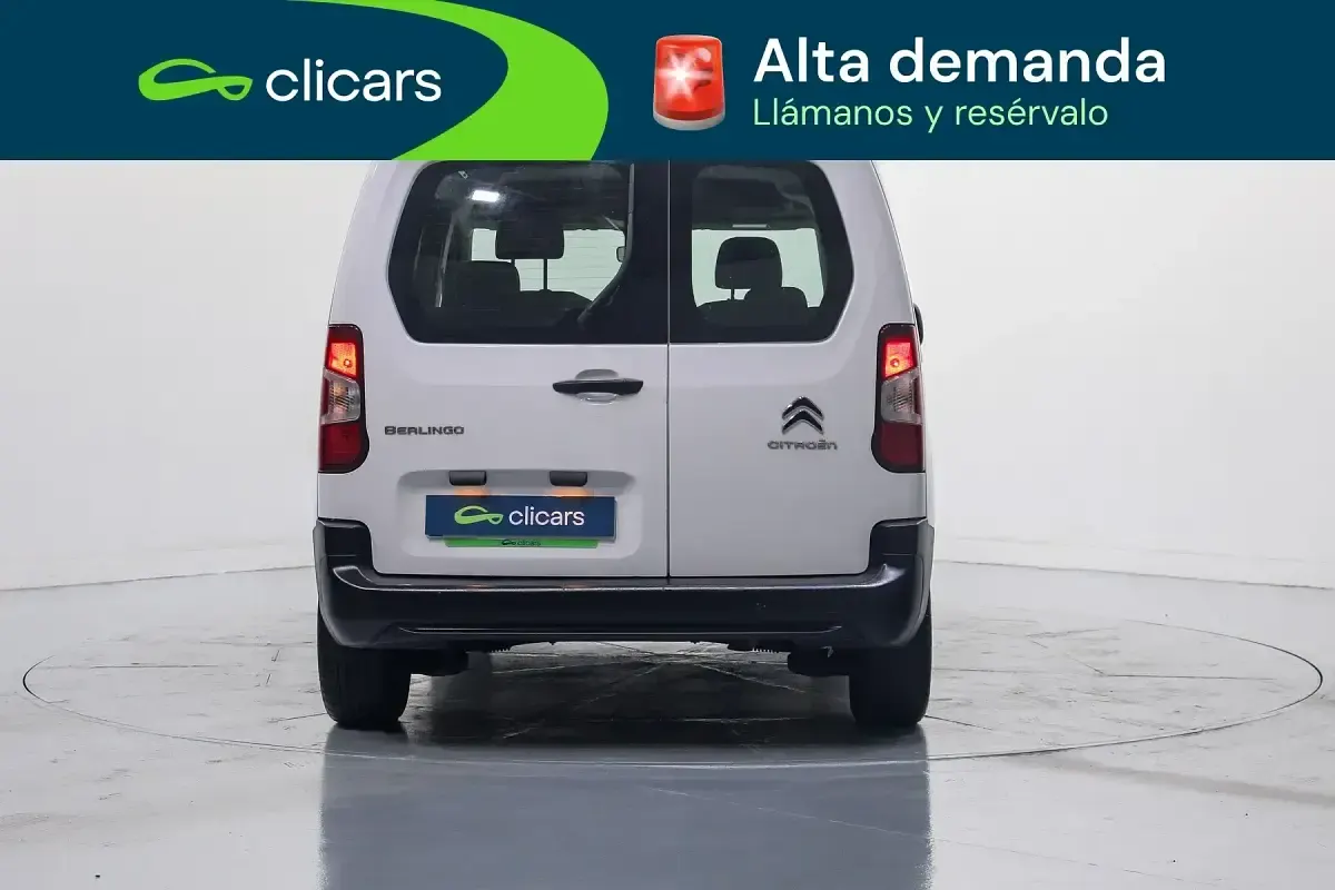 Usado Citroën Berlingo Live 102 CV (75 kW) 2022 Blanco Monovolumen