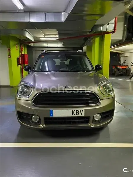 Usado Mini Cooper Countryman 122 CV (89 kW) 2017 Beige SUV