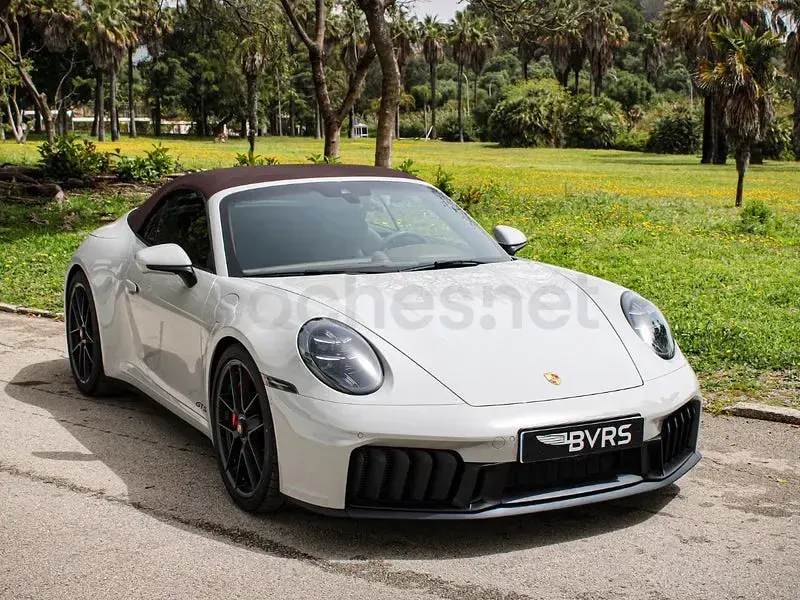 Nuevo Porsche 911 541 CV (397 kW) 2026 Gris / plata Descapotable