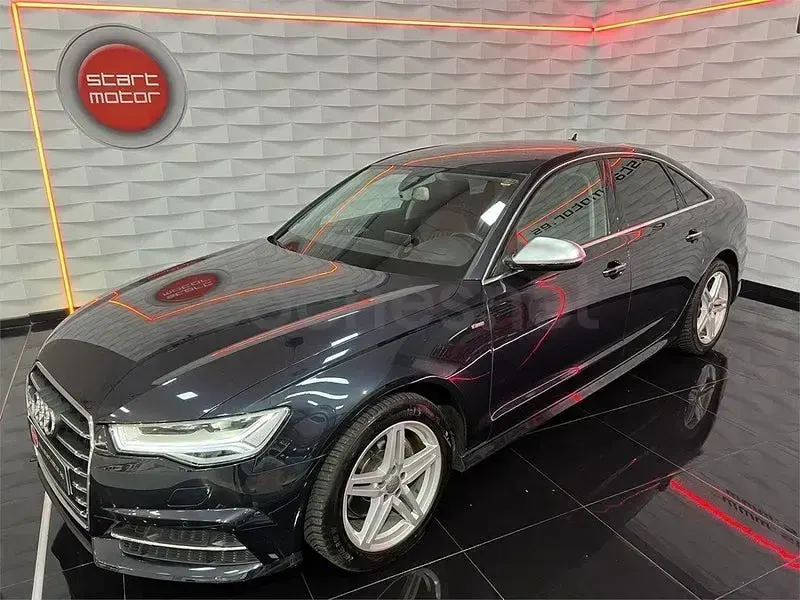 Usado Audi A6 150 CV (110 kW) 2018 Azul Familiar
