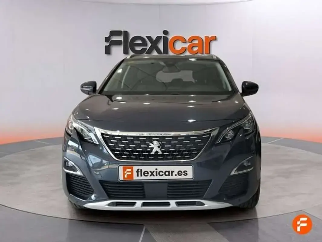 Usado Peugeot 5008 Allure 131 CV (96 kW) 2018 Azul SUV