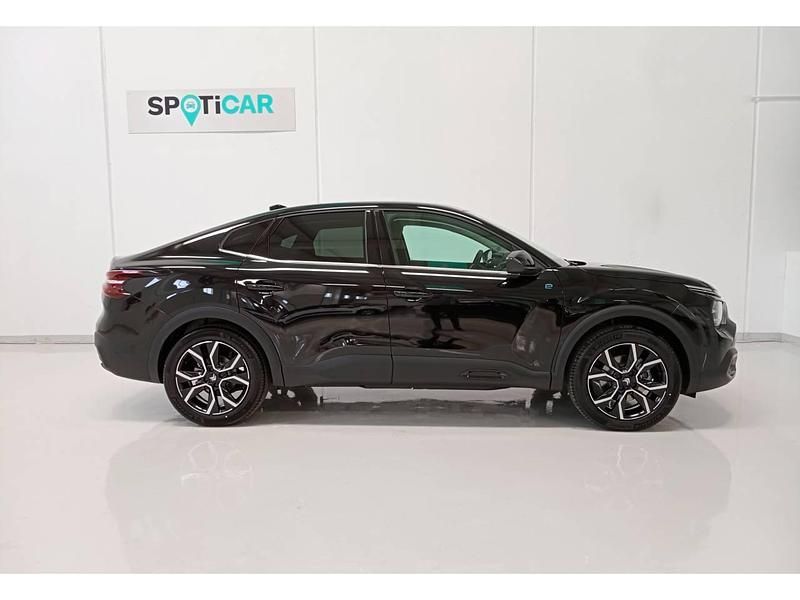 Usado Citroën e-C4 Shine 100 kW (136 CV) 2023 Negro Berlina