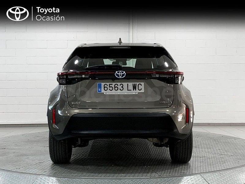 Usado Toyota Yaris Cross Active 116 CV (85 kW) 2022 Marrón SUV