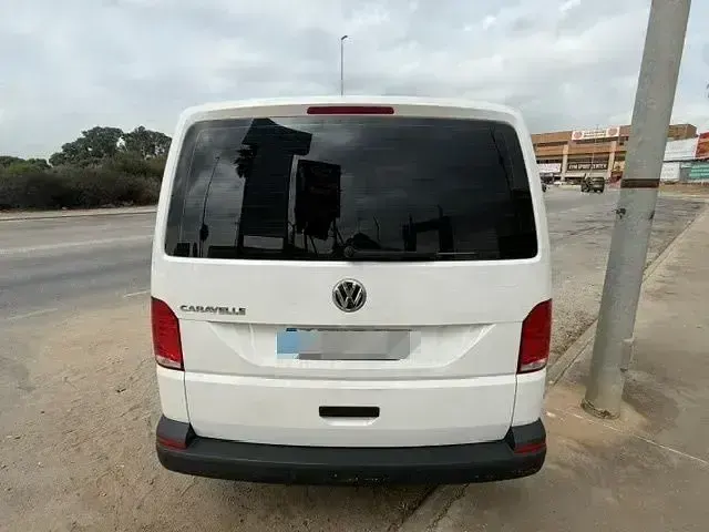 Usado VW Caravelle 110 CV (80 kW) 2020 Blanco Van