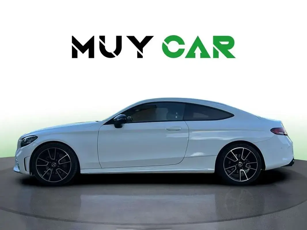 Usado Mercedes C220 194 CV (142 kW) 2021 Blanco Coupe