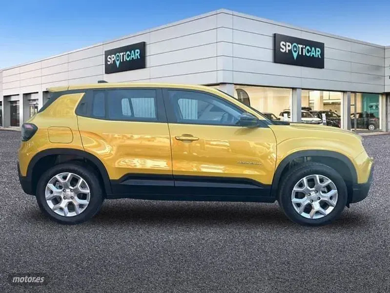 Usado Jeep Avenger Altitude 100 CV (73 kW) 2024 Amarillo SUV
