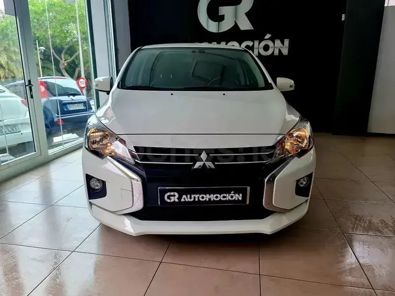 Usado Mitsubishi Space Star 71 CV (52 kW) 2022 Blanco Utilitario