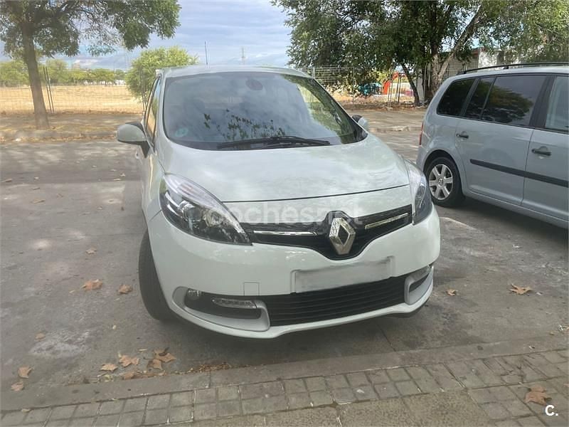 Usado Renault Scénic III LIMITED 115 CV (84 kW) 2015 Blanco Monovolumen