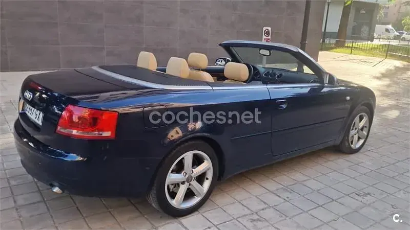 Usado Audi A4 Cabriolet 180 CV (132 kW) 2008 Azul Descapotable