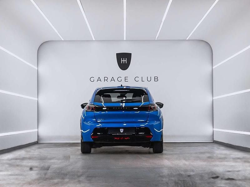 Usado Peugeot 208 Allure 100 kW (136 CV) 2023 Azul Utilitario