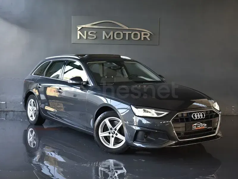 Usado Audi A4 Advanced Plus 136 CV (100 kW) 2021 Gris / plata Familiar