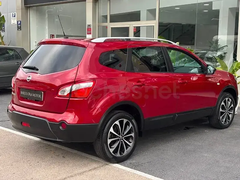 Usado Nissan Qashqai +2 Tekna 140 CV (102 kW) 2011 Granate SUV