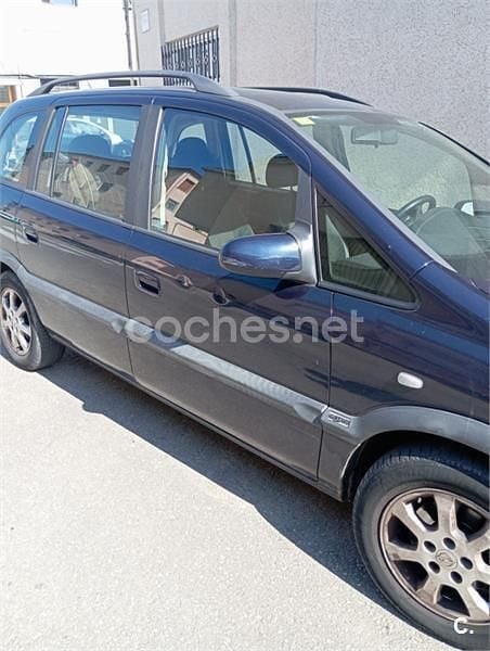 Azul Usado 2003 Opel Zafira Elegance Monovolumen | 1700 € (Buen precio) - Imagen 1/3