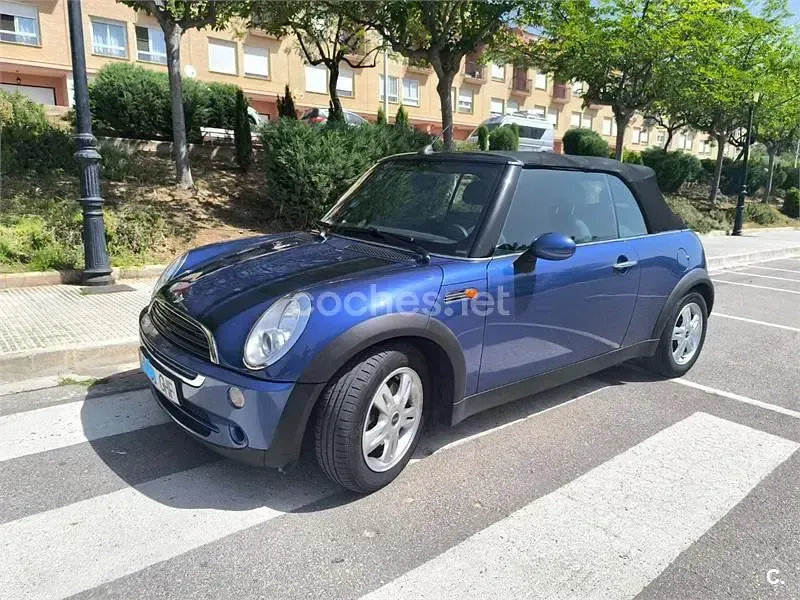 Usado Mini One Cabriolet 90 CV (66 kW) 2008 Azul Descapotable