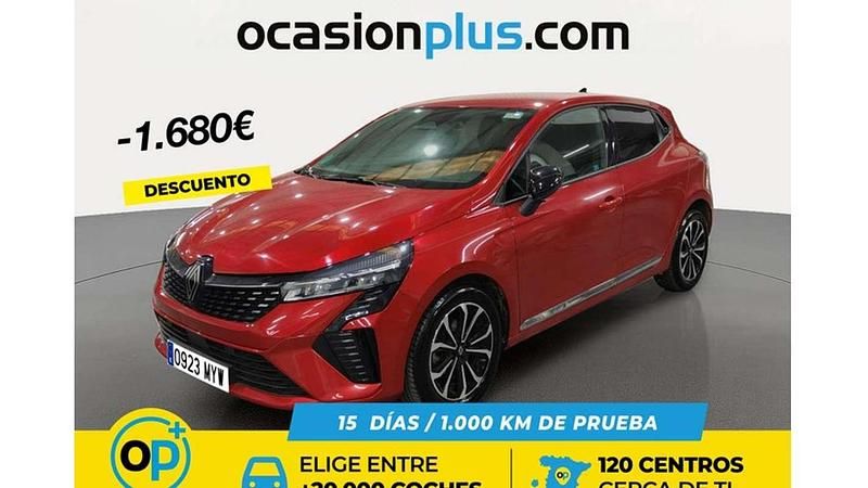 Usado Renault Clio V Techno 91 CV (66 kW) 2025 Rojo Utilitario