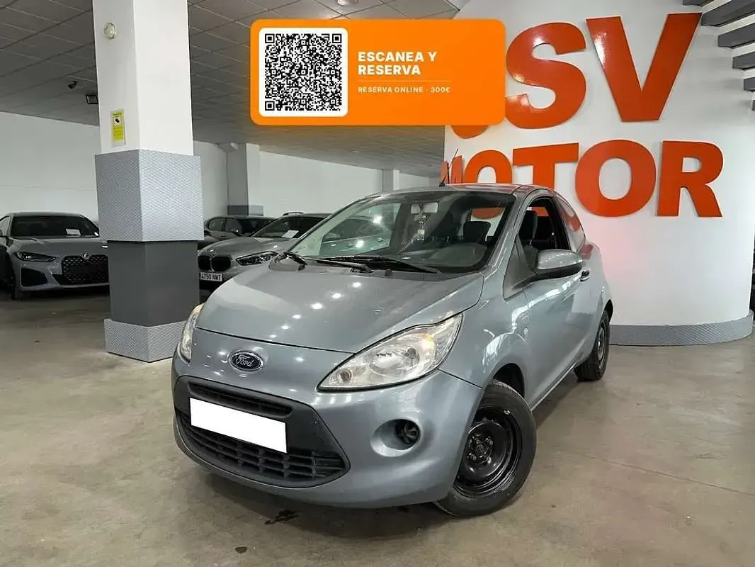 Usado Ford Ka Titanium 75 CV (55 kW) 2010 Gris / plata Utilitario