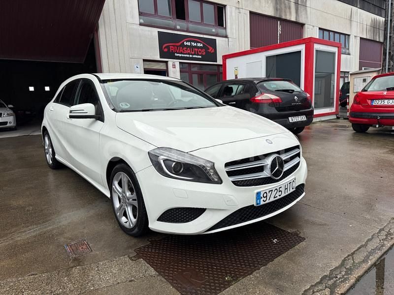 Blanco Usado 2014 Mercedes A180 Style Berlina | 11.900 € (Precio justo) - Imagen 1/4