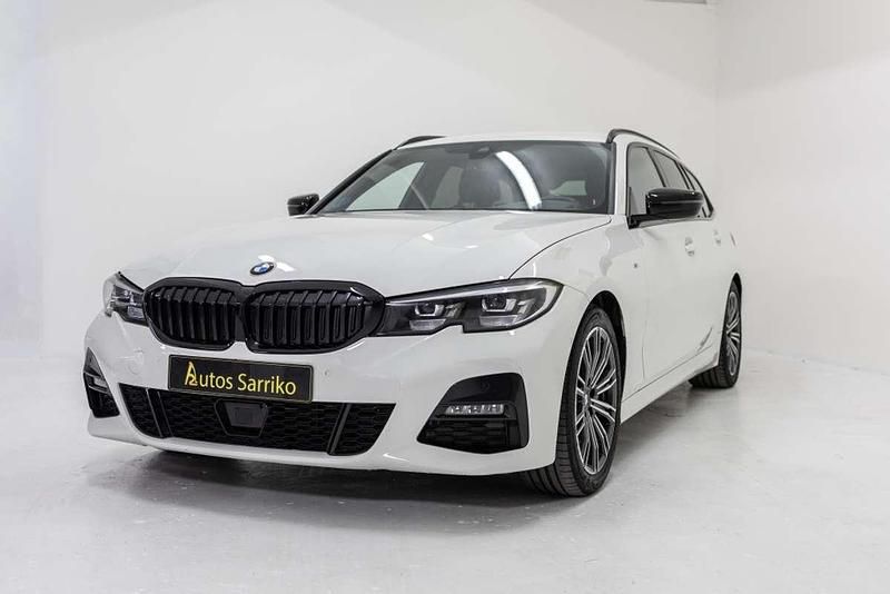 Usado BMW 330 Comfort Edition 286 CV (210 kW) 2022 Blanco Familiar