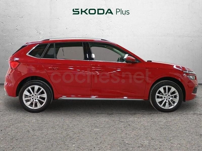 Usado Skoda Kamiq Style 150 CV (110 kW) 2022 Rojo SUV