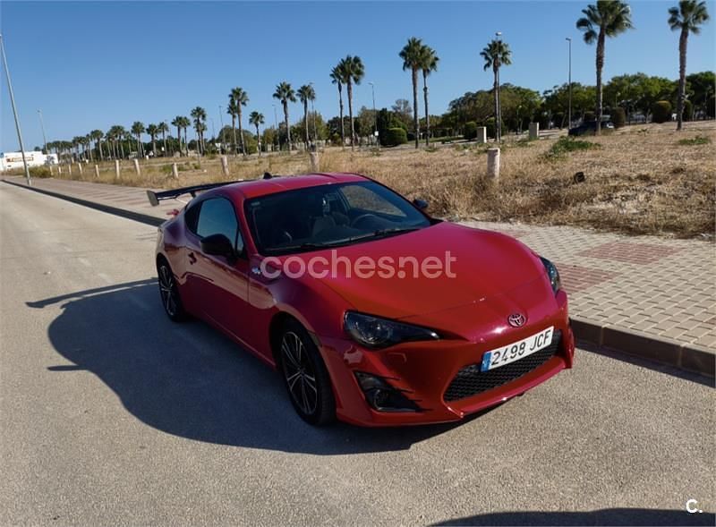 Rojo Usado 2015 Toyota GT86 GT Coupe | 15.000 € - Imagen 1/2