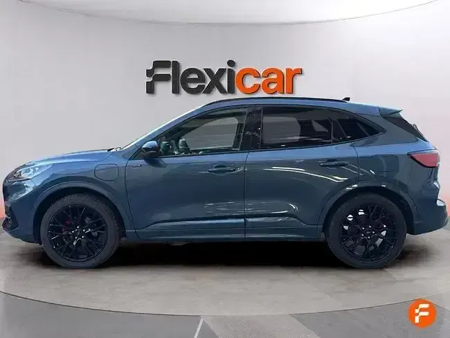 Usado Ford Kuga ST-Line 225 CV (165 kW) 2023 Azul SUV