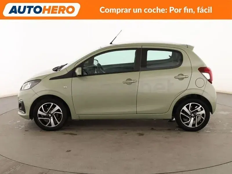 Usado Peugeot 108 Allure 72 CV (52 kW) 2022 Verde Berlina