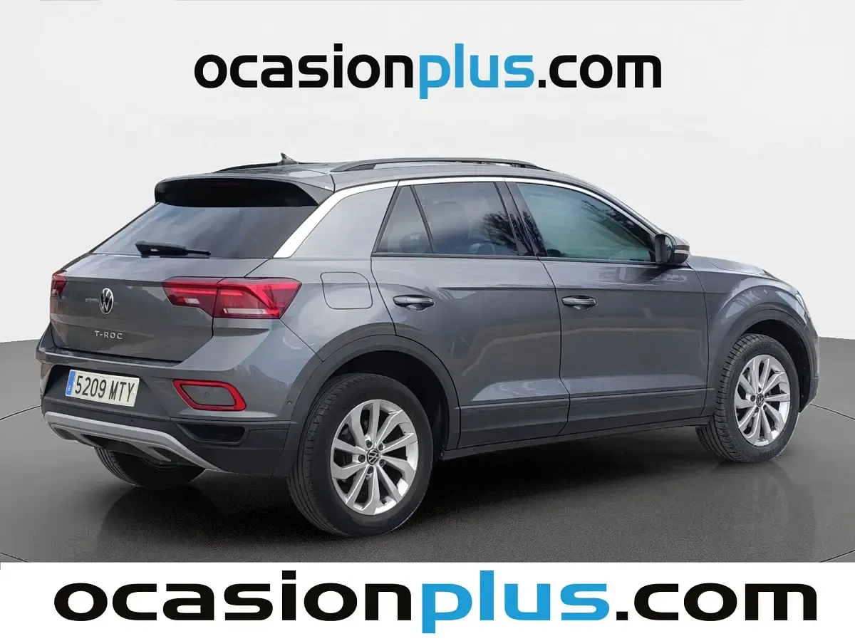 Usado VW T-Roc Life 115 CV (84 kW) 2024 Gris SUV