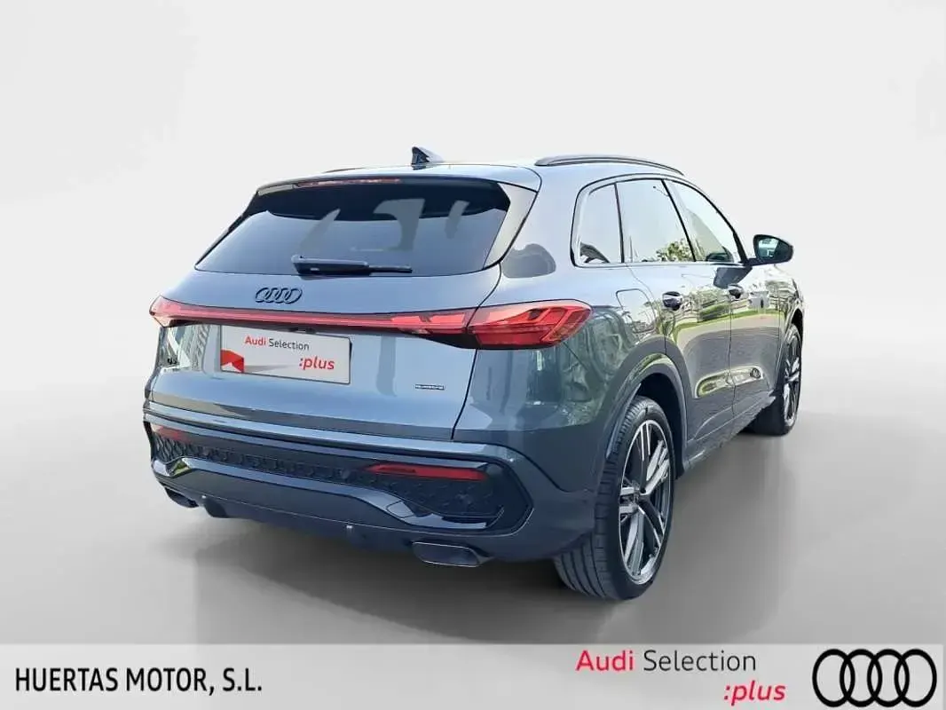 Usado Audi Q5 367 CV (269 kW) 2026 Gris SUV