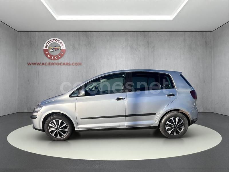 Usado VW Golf Plus Cross Trendline 115 CV (84 kW) 2005 Gris / plata Monovolumen