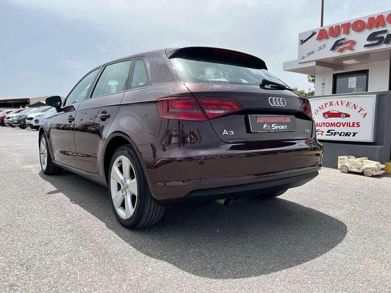 Usado Audi A3 S-Line 110 CV (80 kW) 2015 Burdeos Utilitario