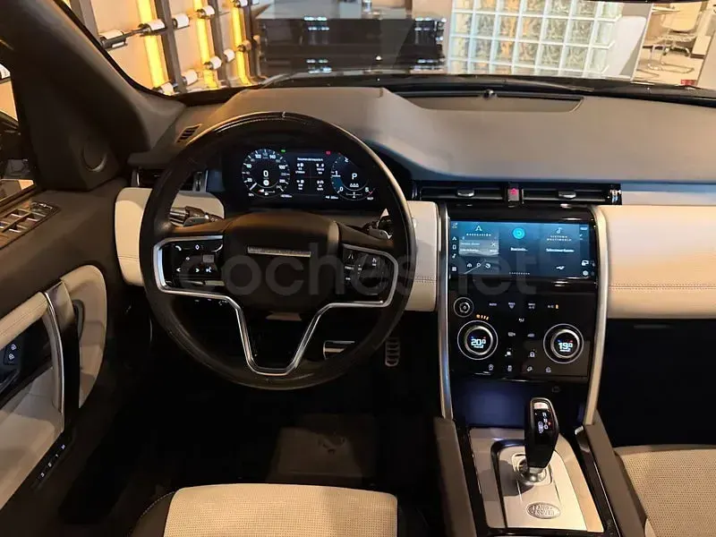 Usado Land Rover Discovery Sport R-Dynamic 163 CV (119 kW) 2022 Negro SUV