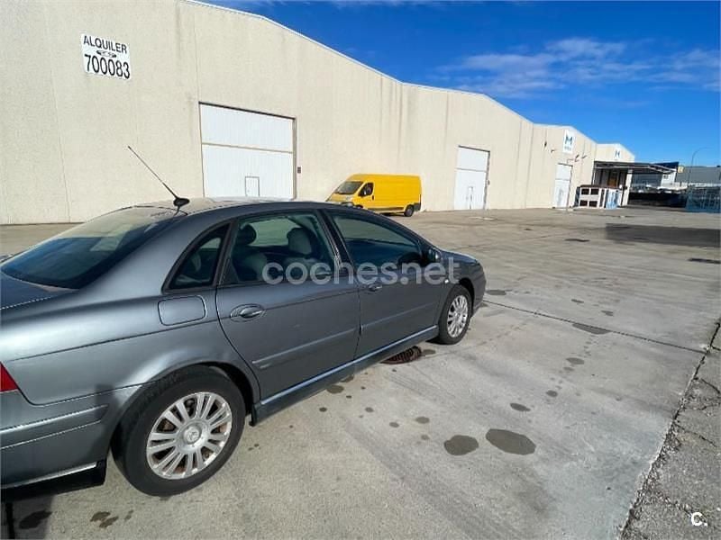 Usado Citroën C5 110 CV (80 kW) 2004 Gris / plata Berlina