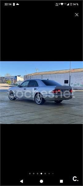 Usado Mercedes E300 Elegance 177 CV (130 kW) 1998 Gris / plata Familiar
