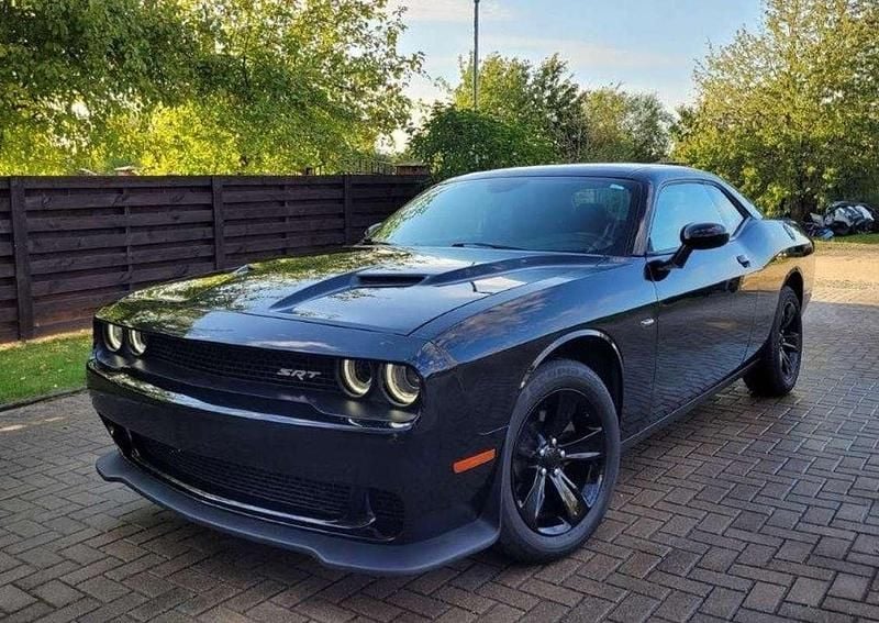 Negro Usado 2020 Dodge Challenger Coupe | 29.843 € - Imagen 1/4