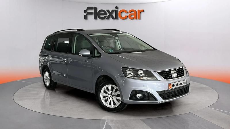 Usado Seat Alhambra Style 150 CV (110 kW) 2022 Gris Monovolumen