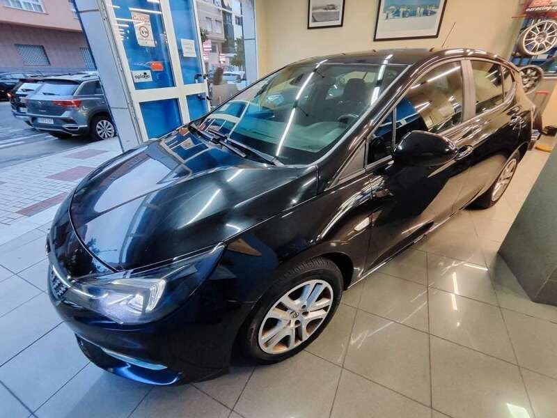 Negro Usado 2021 Opel Astra Edition Utilitario | 11.900 € (Buen precio) - Imagen 1/4