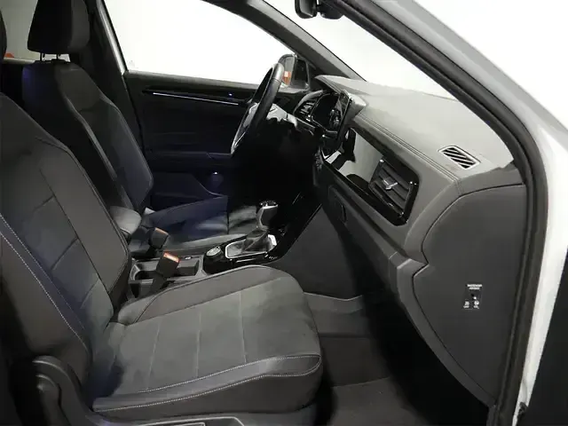Usado VW T-Roc 150 CV (110 kW) 2024 Blanco SUV