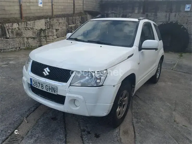 Usado Suzuki Grand Vitara 129 CV (94 kW) 2008 Blanco SUV
