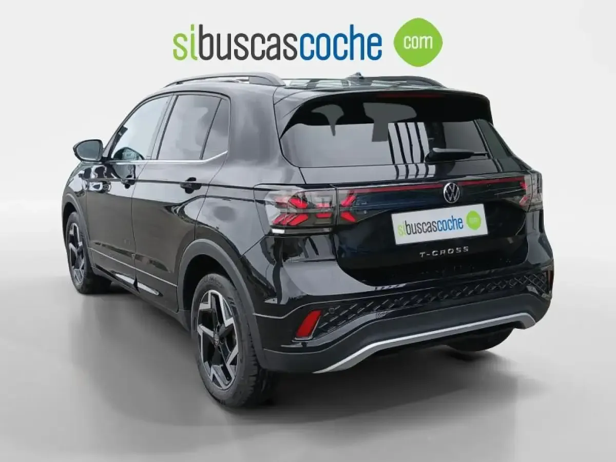Usado VW T-Cross R-line 150 CV (110 kW) 2025 Negro SUV