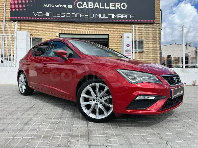 Usado Seat Leon FR 150 CV (110 kW) 2017 Rojo Berlina