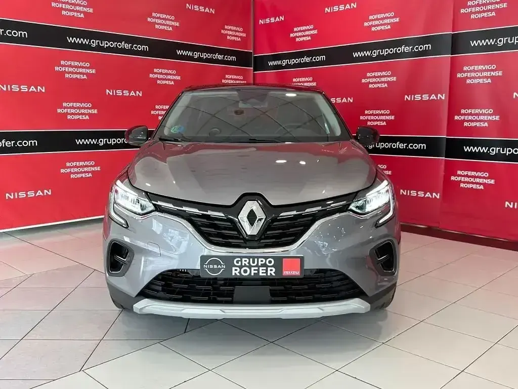 Usado Renault Captur Techno 145 CV (106 kW) 2024 Gris SUV