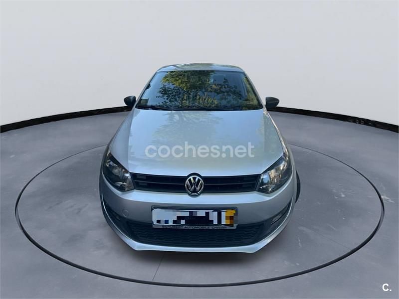 Gris / plata Usado 2013 VW Polo Advance Berlina | 8200 € (Precio justo) - Imagen 1/4