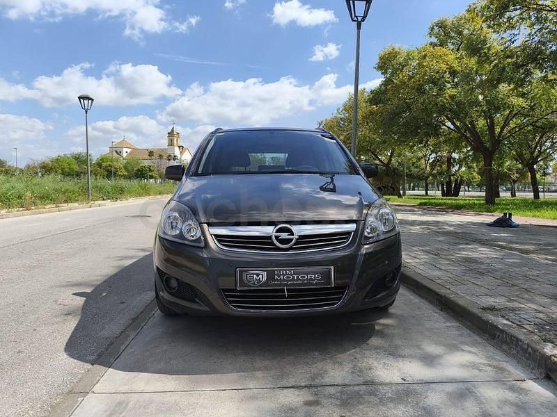 Usado Opel Zafira Family 110 CV (80 kW) 2014 Beige Monovolumen