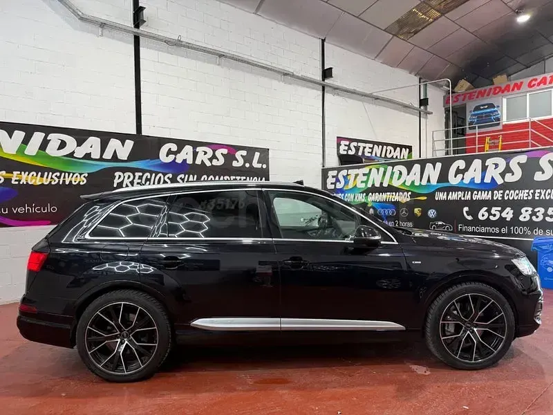 Usado Audi Q7 S-Line 272 CV (200 kW) 2018 Azul SUV
