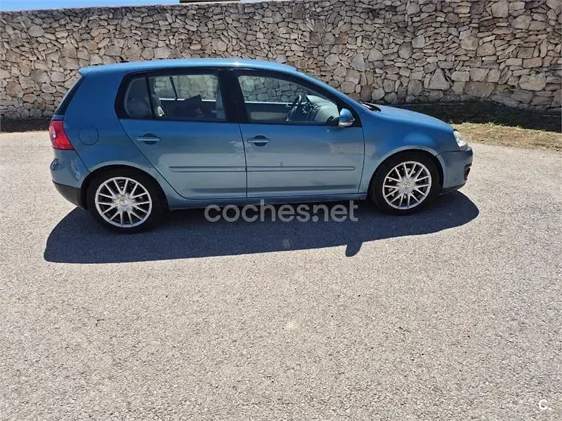 Usado VW Golf VI GT 140 CV (102 kW) 2008 Azul Utilitario