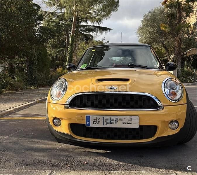 Usado Mini Cooper S 170 CV (125 kW) 2007 Amarillo Utilitario
