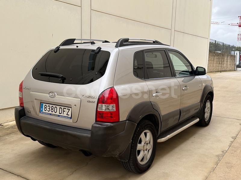 Usado Hyundai Tucson Style 112 CV (82 kW) 2005 Gris / plata SUV