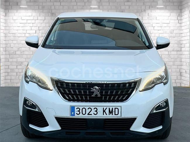 Usado Peugeot 3008 Active 130 CV (95 kW) 2018 Blanco SUV